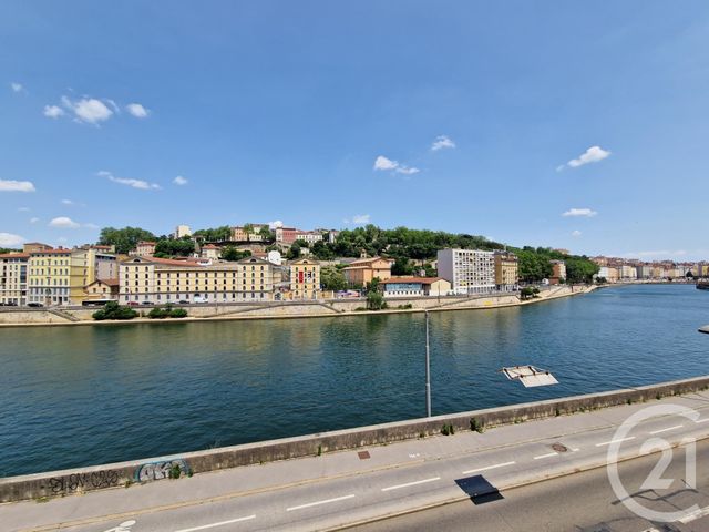 Appartement T3 à vendre - 3 pièces - 66.04 m2 - LYON - 69009 - RHONE-ALPES - Century 21 Grande Rue