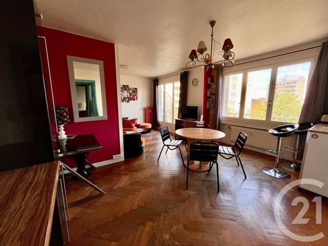 Appartement T2 à vendre - 3 pièces - 55.0 m2 - OULLINS - 69 - RHONE-ALPES - Century 21 Grande Rue