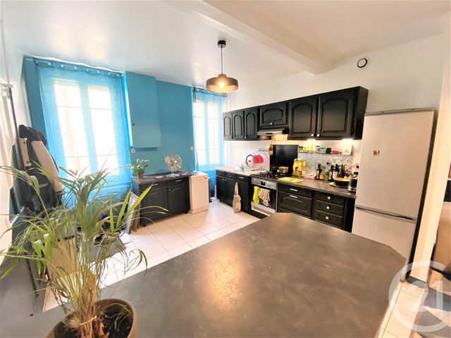 Appartement F3 à louer PIERRE BENITE