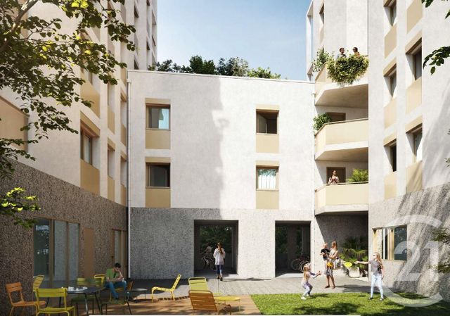 Appartement T4 à vendre - 4 pièces - 81.17 m2 - VENISSIEUX - 69 - RHONE-ALPES - Century 21 Grande Rue