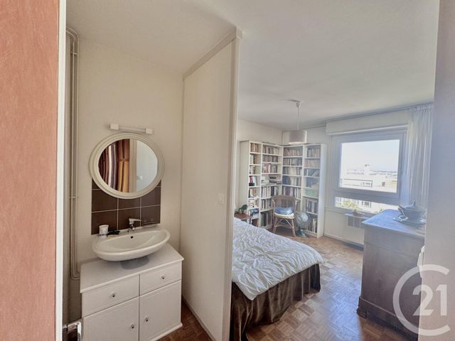 Appartement T5 à vendre - 5 pièces - 89.0 m2 - OULLINS - 69 - RHONE-ALPES - Century 21 Grande Rue