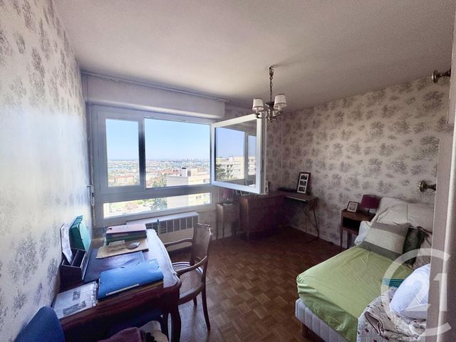Appartement T5 à vendre - 5 pièces - 89.0 m2 - OULLINS - 69 - RHONE-ALPES - Century 21 Grande Rue