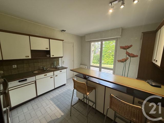 Afficher la photo en grand maison à vendre - 5 pièces - 125.0 m2 - ST GENIS LAVAL - 69 - RHONE-ALPES - Century 21 Grande Rue