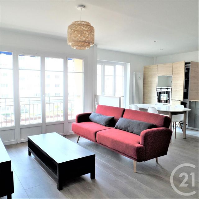 Appartement F4 à louer - 4 pièces - 85.09 m2 - VILLEURBANNE - 69 - RHONE-ALPES - Century 21 Grande Rue
