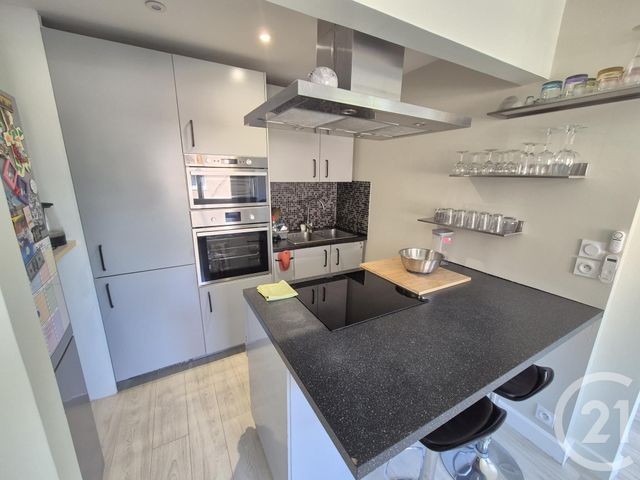 Afficher la photo en grand maison à vendre - 6 pièces - 105.61 m2 - ST FONS - 69 - RHONE-ALPES - Century 21 Grande Rue