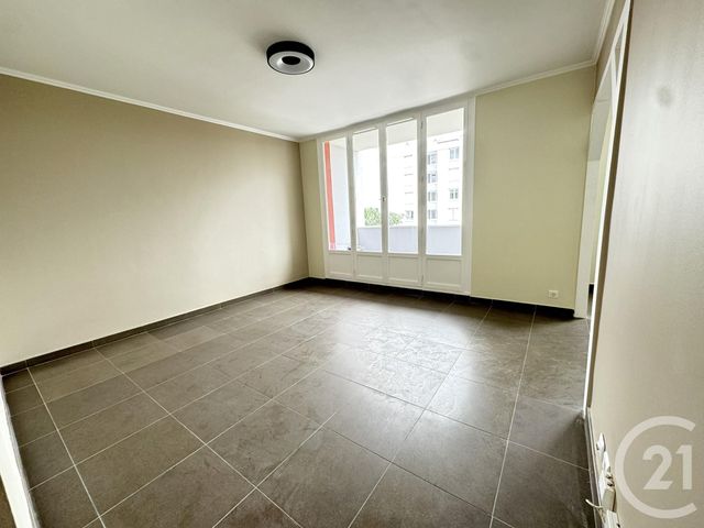 Afficher la photo en grand Appartement F3 à louer - 3 pièces - 57.0 m2 - STE FOY LES LYON - 69 - RHONE-ALPES - Century 21 Grande Rue