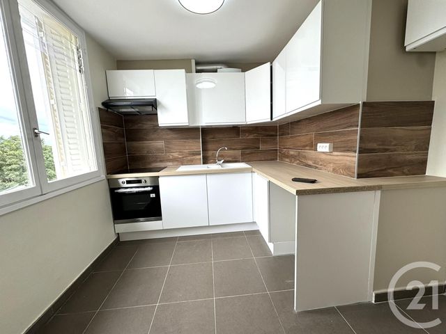 Afficher la photo en grand Appartement F3 à louer - 3 pièces - 57.0 m2 - STE FOY LES LYON - 69 - RHONE-ALPES - Century 21 Grande Rue