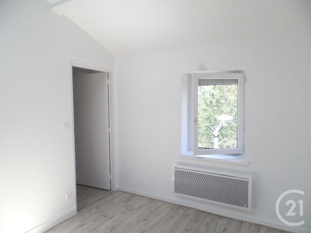 Afficher la photo en grand Appartement T1 à louer - 1 pièce - 25.47 m2 - LYON - 69003 - RHONE-ALPES - Century 21 Grande Rue
