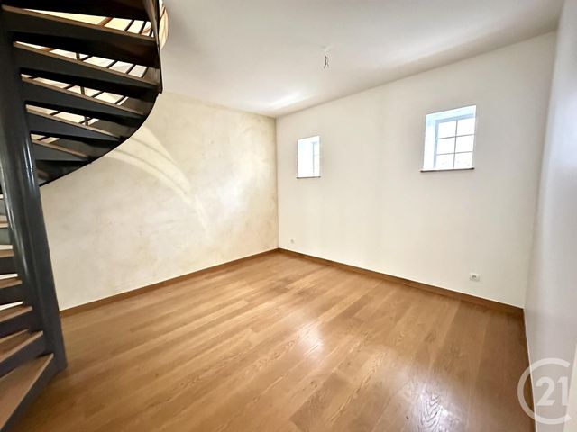 Afficher la photo en grand maison à louer - 5 pièces - 125.58 m2 - ST GENIS LAVAL - 69 - RHONE-ALPES - Century 21 Grande Rue