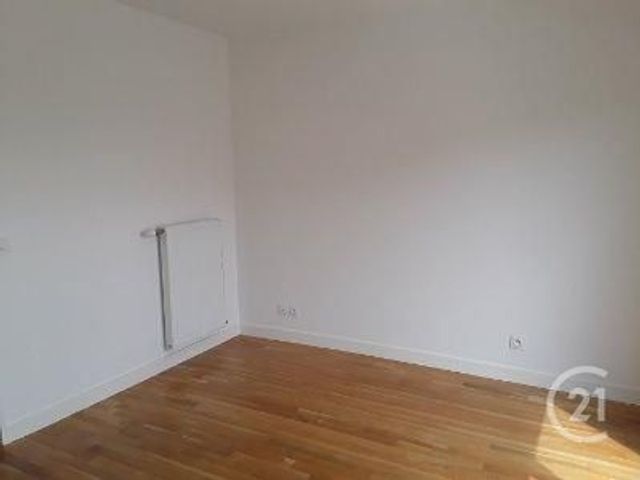 Afficher la photo en grand Appartement F3 à louer - 3 pièces - 72.24 m2 - VILLEURBANNE - 69 - RHONE-ALPES - Century 21 Grande Rue