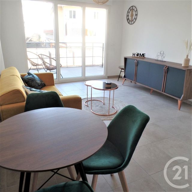 Appartement F2 à louer - 2 pièces - 40.82 m2 - VILLEURBANNE - 69 - RHONE-ALPES - Century 21 Grande Rue