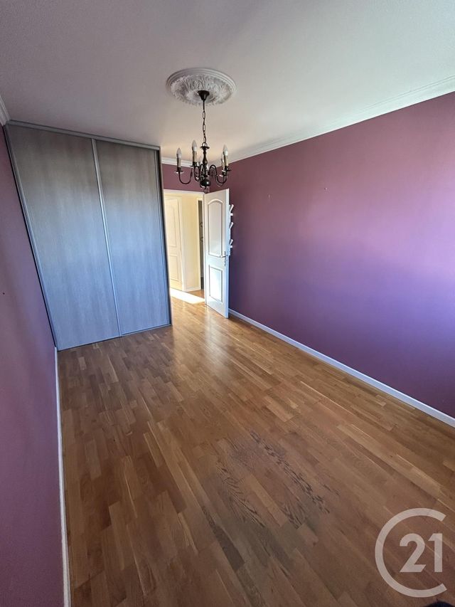 Appartement F3 à louer - 3 pièces - 75.51 m2 - OULLINS - 69 - RHONE-ALPES - Century 21 Grande Rue