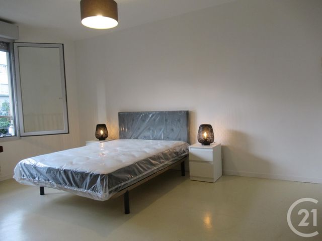 Appartement Duplex à louer - 3 pièces - 63.13 m2 - VILLEURBANNE - 69 - RHONE-ALPES - Century 21 Grande Rue